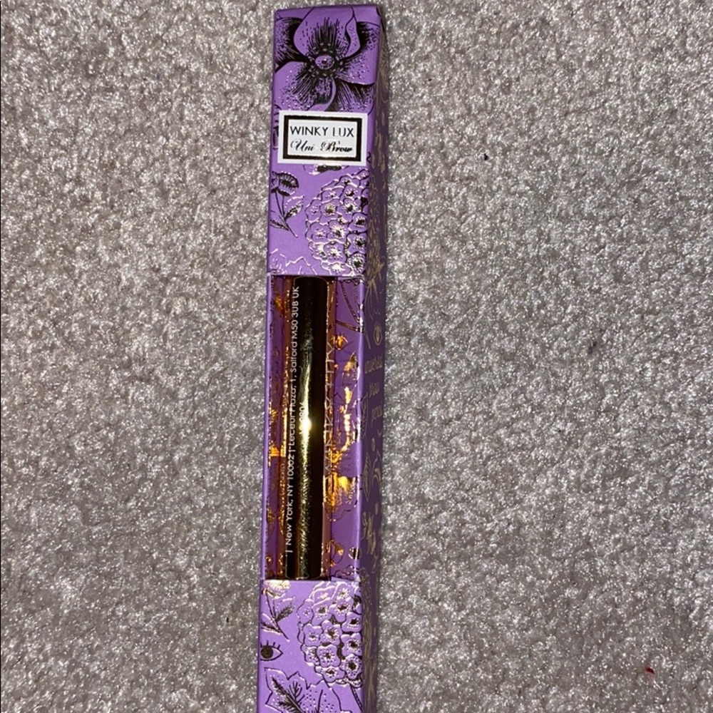 Winky Lux brow pencil